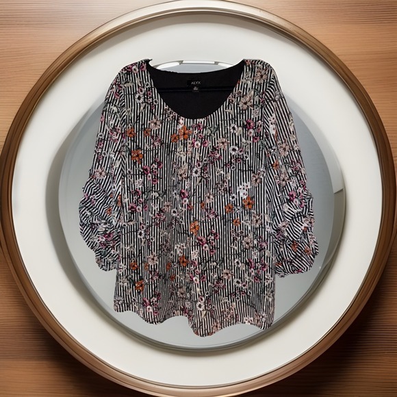 Alyx Tops - Women's ALYX Black & White Striped Floral Top W/ Rusched Sleeves Sz. 2X